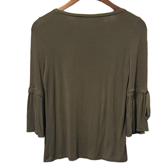 White House Black Market Olive Blouse with 3/4 Flared Bell Sleeve Size XS - Picture 3 of 3